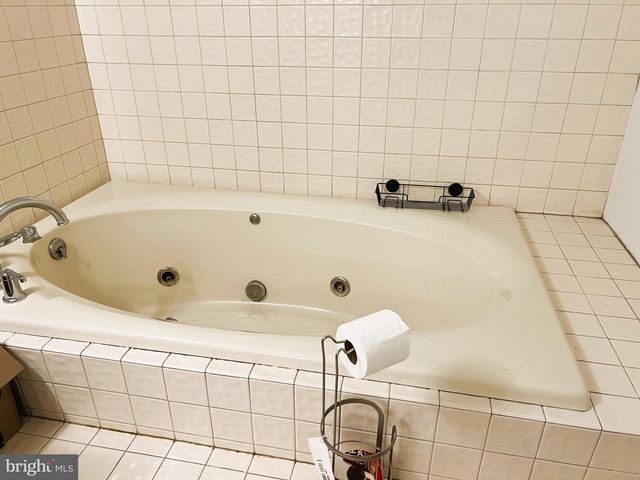407 W SUNSET AVE, Greensboro, MD 21639
