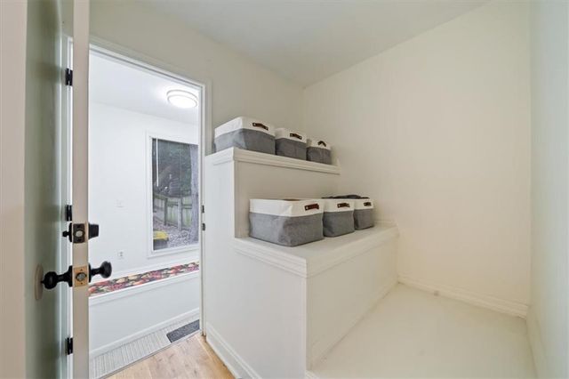 3921 Central Street, Kansas City, MO 64111