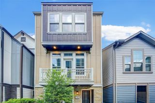 720 N Shepherd Drive, Houston, TX 77007