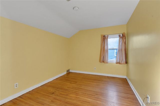 282 Hampton Parkway, Tonawanda, NY 14217