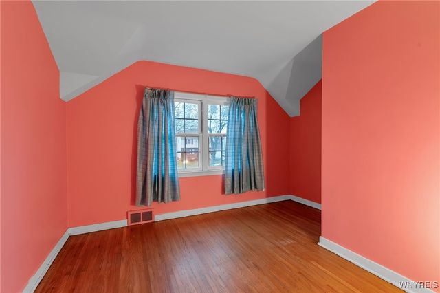 282 Hampton Parkway, Tonawanda, NY 14217