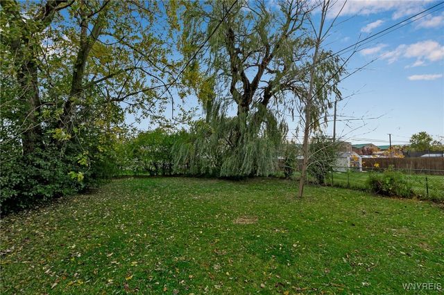 282 Hampton Parkway, Tonawanda, NY 14217