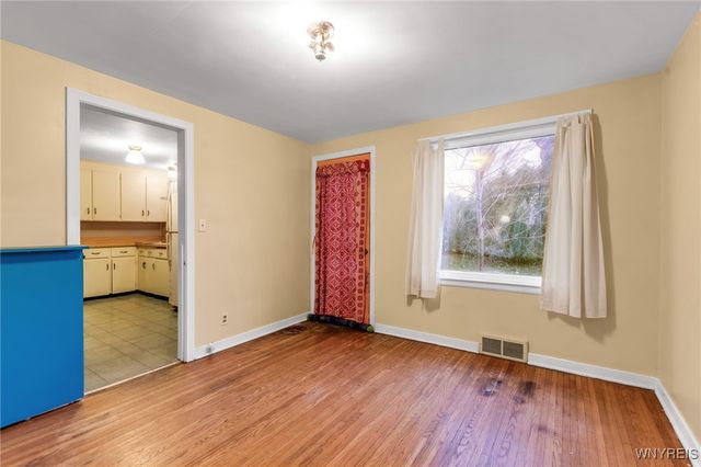 282 Hampton Parkway, Tonawanda, NY 14217