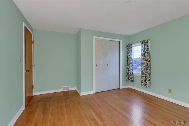 282 Hampton Parkway, Tonawanda, NY 14217