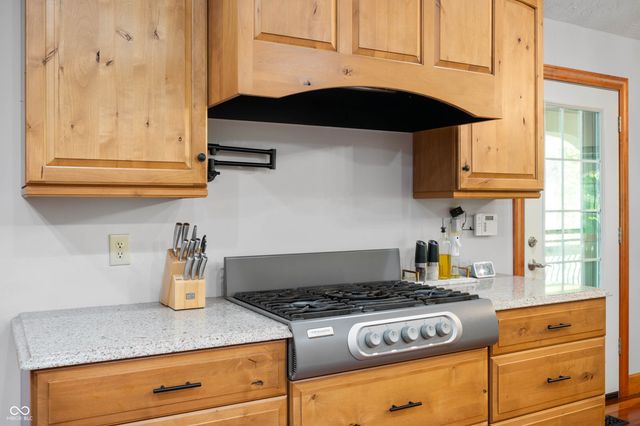 6913 W County Road 750 South, Knightstown, IN 46148