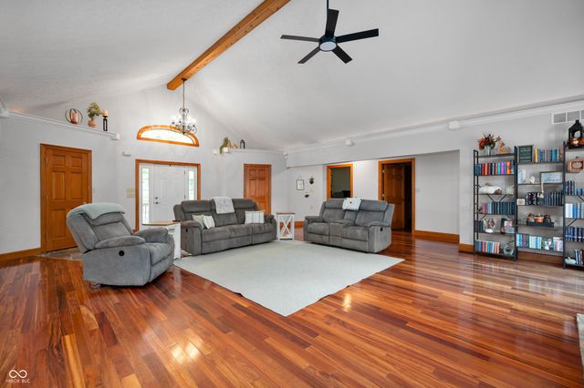 6913 W County Road 750 South, Knightstown, IN 46148