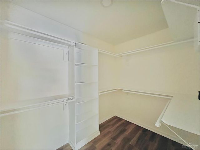 313 N Iowa Avenue, Weslaco, TX 78596