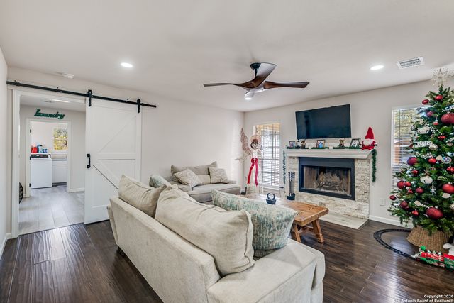 432 Rebecca Springs Rd, Spring Branch, TX 78070