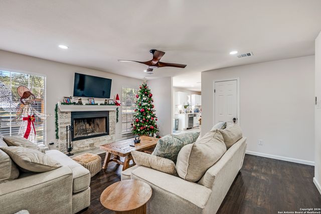 432 Rebecca Springs Rd, Spring Branch, TX 78070