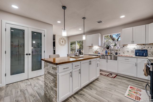 432 Rebecca Springs Rd, Spring Branch, TX 78070