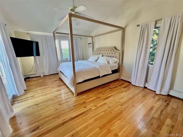 2 Biarritz Street, Long Beach, NY 11561