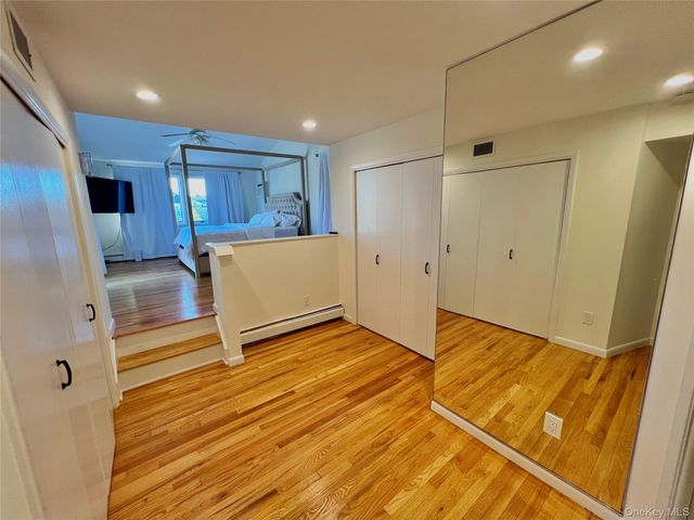 2 Biarritz Street, Long Beach, NY 11561