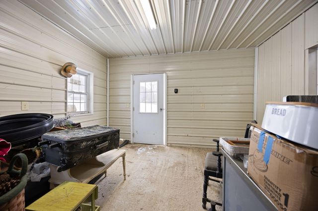 1974 State Hwy 1675, Somerset, KY 42501