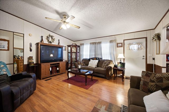 1974 State Hwy 1675, Somerset, KY 42501