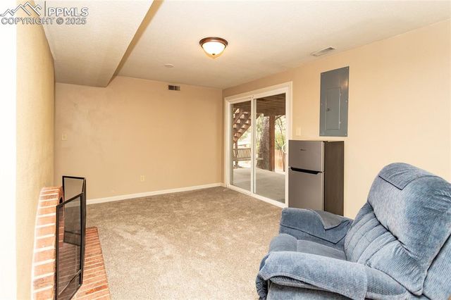 3921 S Carefree Circle, Colorado Springs, CO 80917