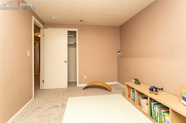 3921 S Carefree Circle, Colorado Springs, CO 80917