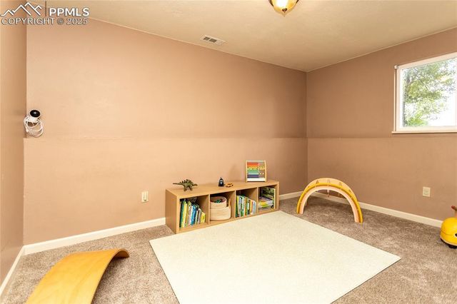 3921 S Carefree Circle, Colorado Springs, CO 80917