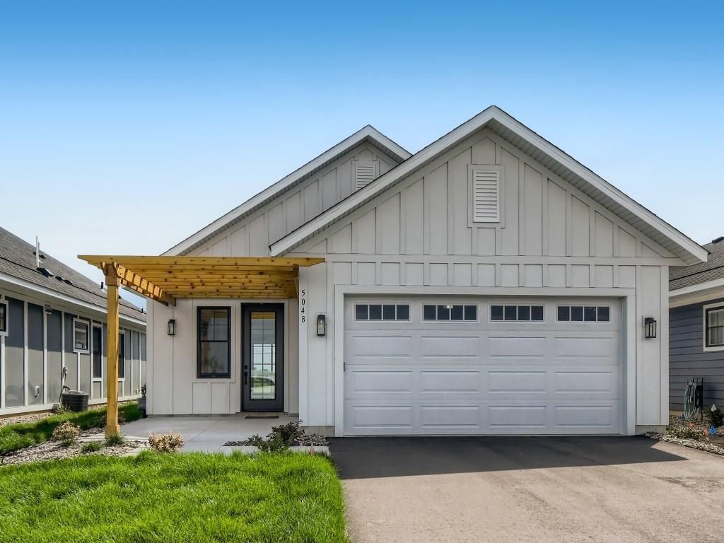 5260 216th Street W, Farmington, MN 55024