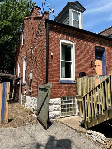 3006 Lemp Avenue R, St Louis, MO 63118