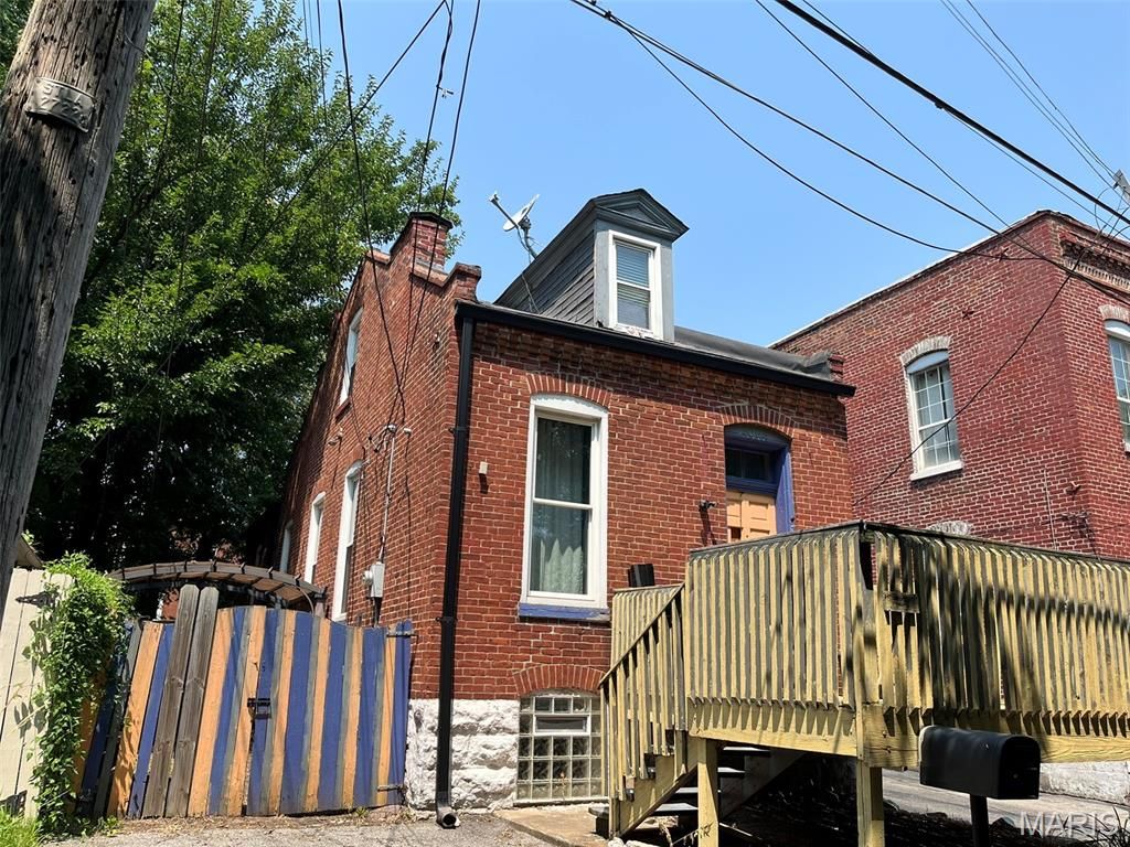 3006 Lemp Avenue R, St Louis, MO 63118