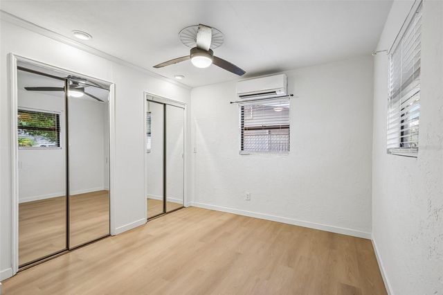 1120 56TH AVENUE N, St Petersburg, FL 33703