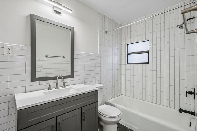 1120 56TH AVENUE N, St Petersburg, FL 33703