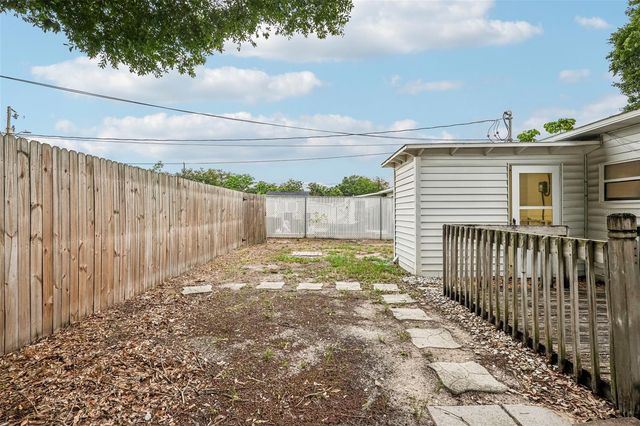 1120 56TH AVENUE N, St Petersburg, FL 33703