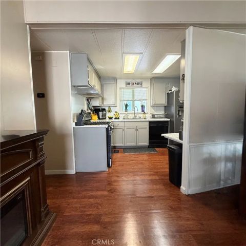 19850 E Arrow Hwy, Covina, CA 91724