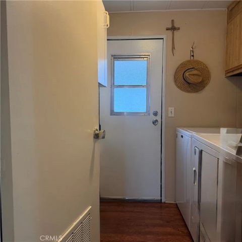 19850 E Arrow Hwy, Covina, CA 91724