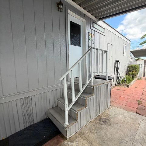 19850 E Arrow Hwy, Covina, CA 91724