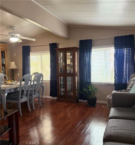 19850 E Arrow Hwy, Covina, CA 91724