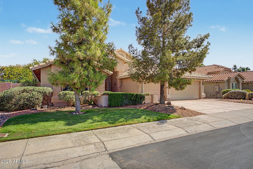 19523 N 78TH Lane, Glendale, AZ 85308 — photo 3