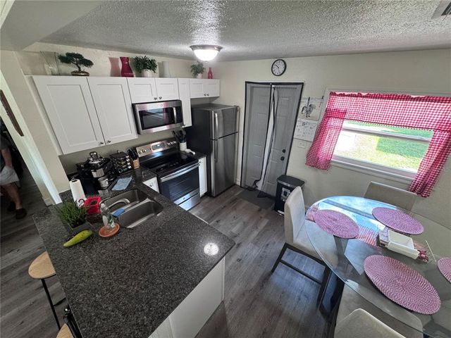 316 E HYDRANGIA STREET, Tampa, FL 33612