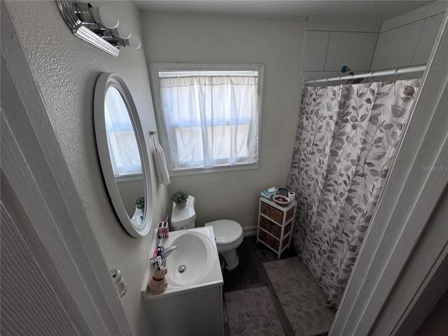 316 E HYDRANGIA STREET, Tampa, FL 33612