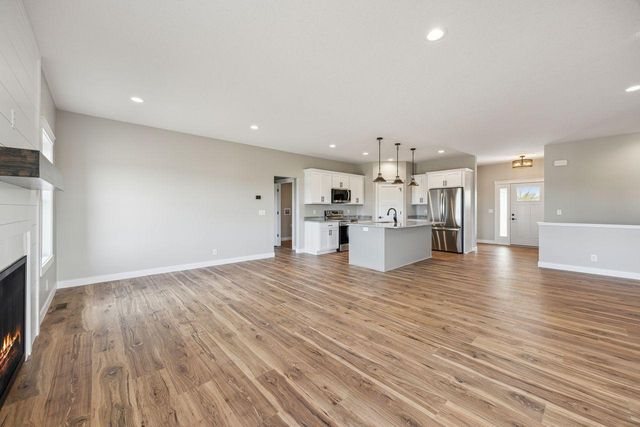928 192nd Avenue, New Richmond, WI 54017