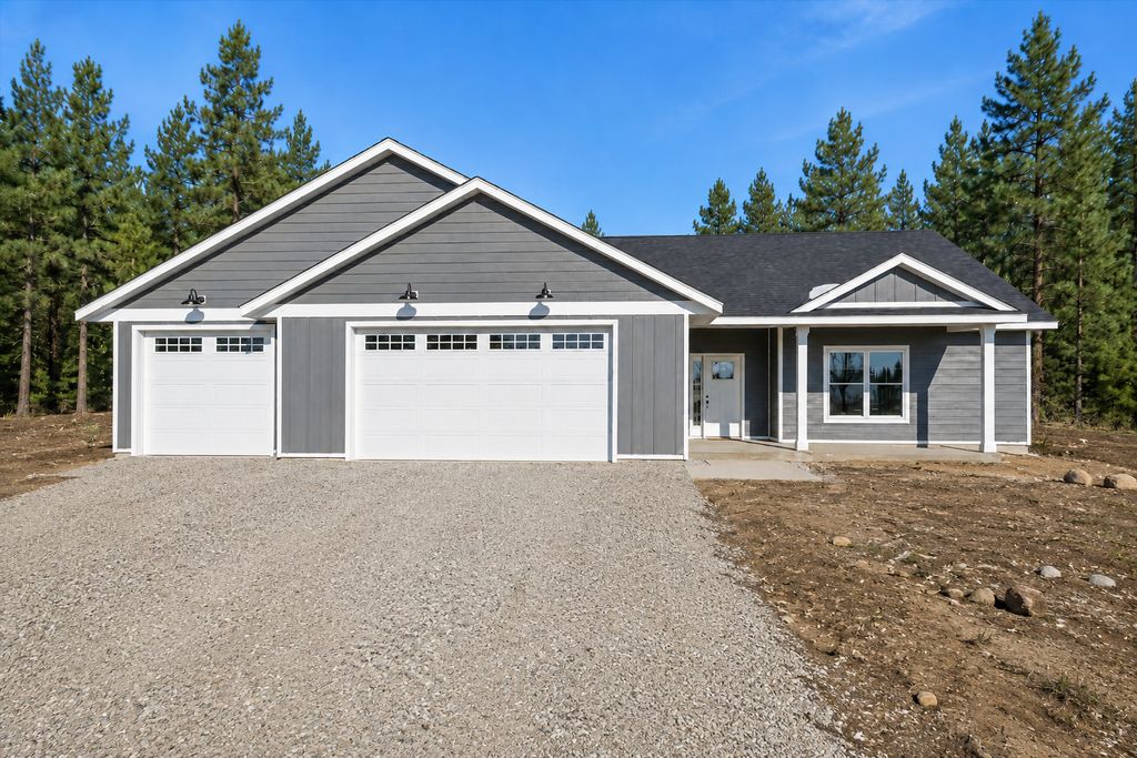 928 192nd Avenue, New Richmond, WI 54017