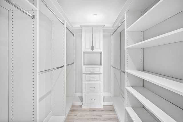 2427 Presidential Way Ph3, West Palm Beach, FL 33401