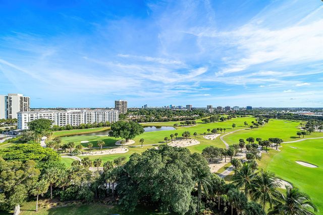 2427 Presidential Way Ph3, West Palm Beach, FL 33401