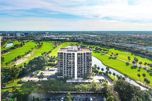 2427 Presidential Way Ph3, West Palm Beach, FL 33401