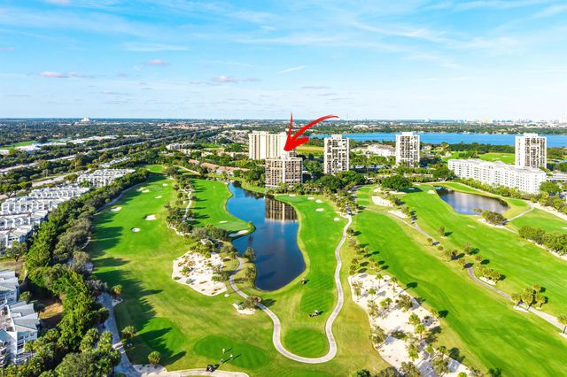 2427 Presidential Way Ph3, West Palm Beach, FL 33401