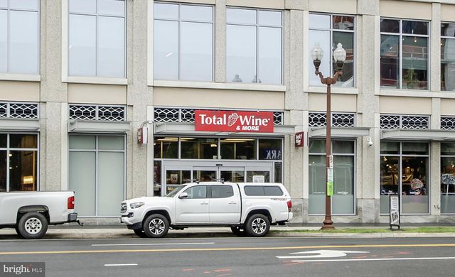 734-N N VERMONT ST N, Arlington, VA 22203