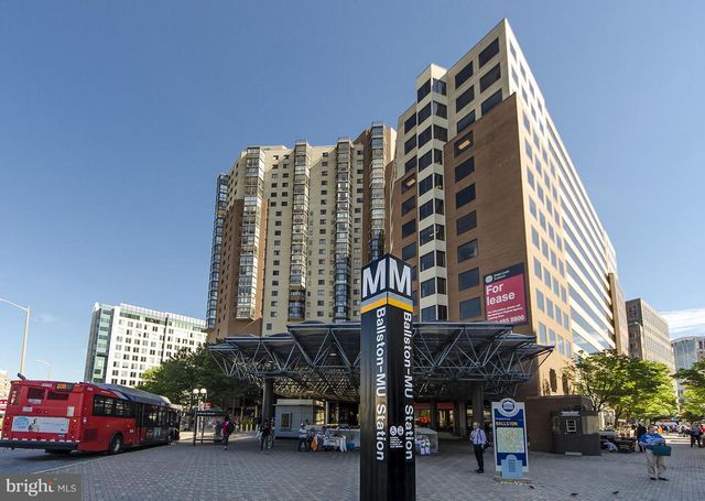 734-N N VERMONT ST N, Arlington, VA 22203