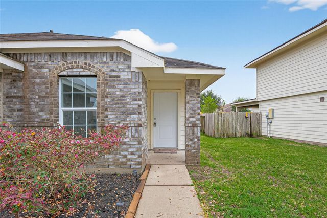 7714 Stallion Trail Drive, Humble, TX 77338