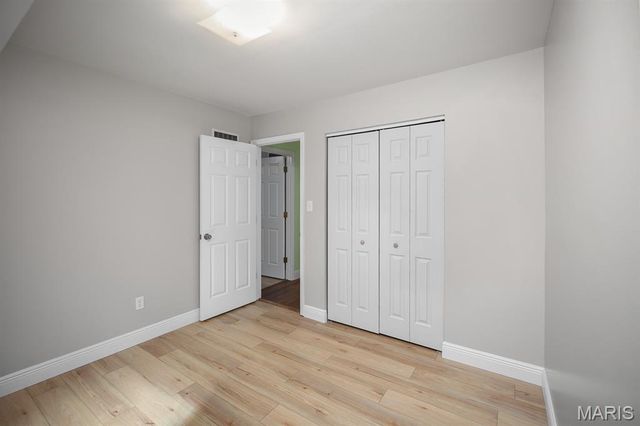 3310 Lynch Road, Pacific, MO 63069