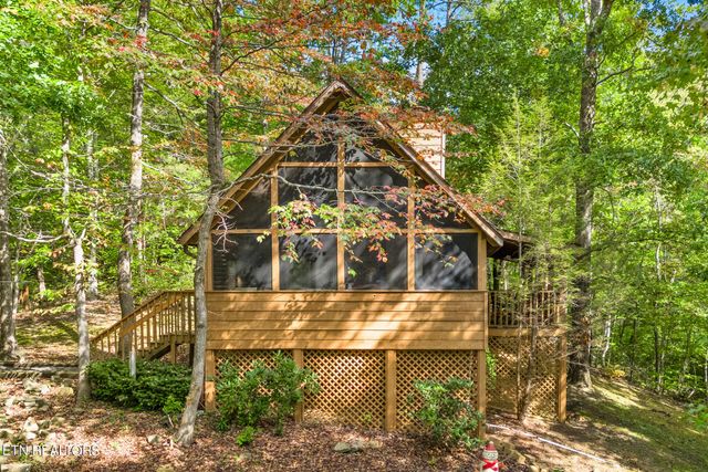 2349 Courtney Lane, Sevierville, TN 37876