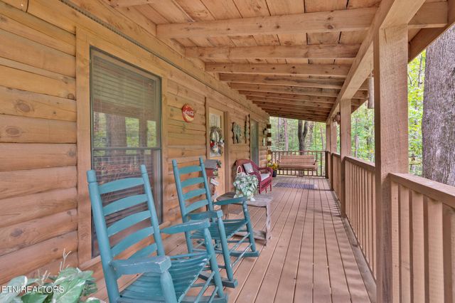 2349 Courtney Lane, Sevierville, TN 37876