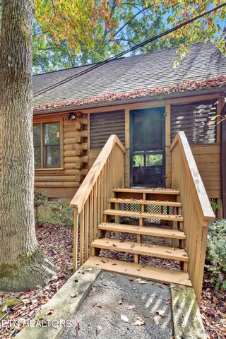 2349 Courtney Lane, Sevierville, TN 37876