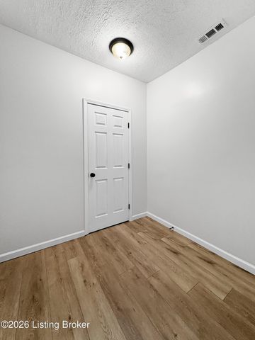 2711 Rodman St, Louisville, KY 40208