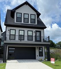 609 Gustaf Dr, Whites Creek, TN 37189