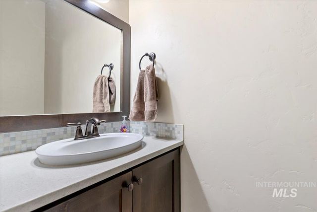 7965 N Grand Ridge Lane, Eagle, ID 83616